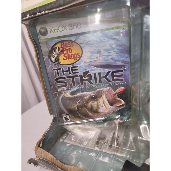 Bass Pro Shops XBOX 360 Fishing Rod And Reel Controller for The Strike VideoGame - Picture 2 of 10